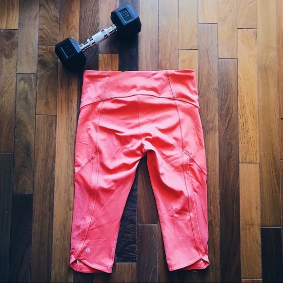 Lululemon Sun Runner Crop Mesh Cape Orange 17” - Picture 5 of 7